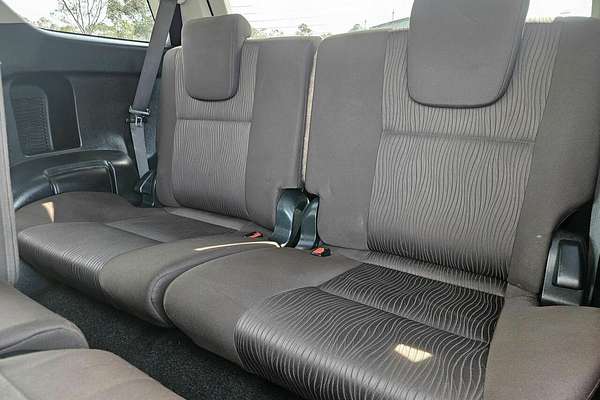 2015 Toyota Fortuner GX GUN156R