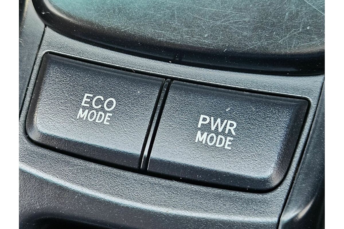 2015 Toyota Fortuner GX GUN156R