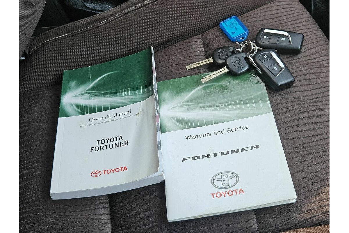 2015 Toyota Fortuner GX GUN156R