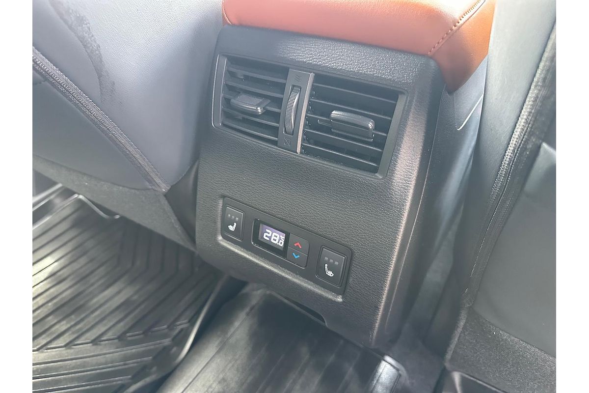 2023 Mitsubishi Outlander Exceed Tourer ZM