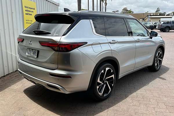 2023 Mitsubishi Outlander Exceed Tourer ZM