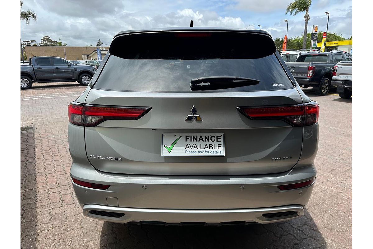 2023 Mitsubishi Outlander Exceed Tourer ZM