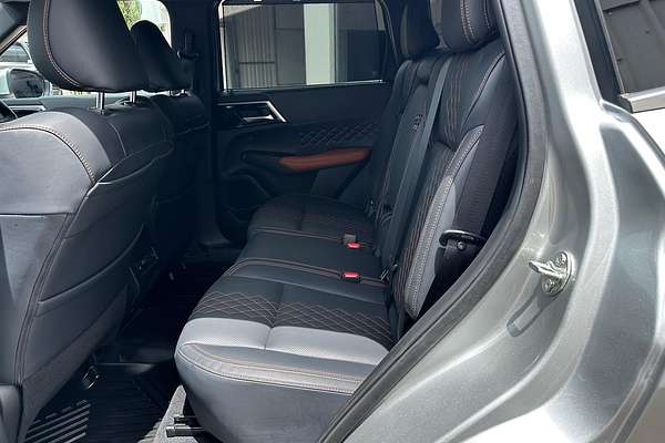 2023 Mitsubishi Outlander Exceed Tourer ZM