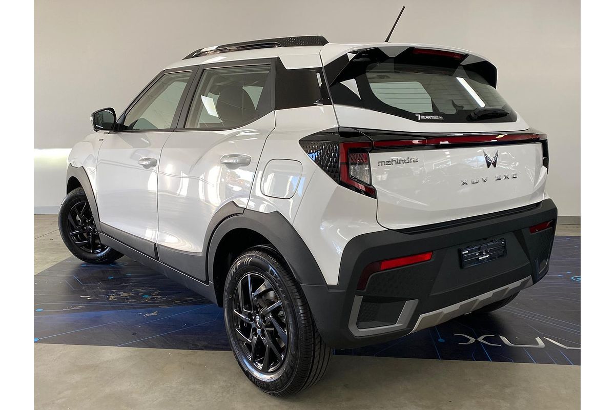 2025 Mahindra XUV3XO AX5L