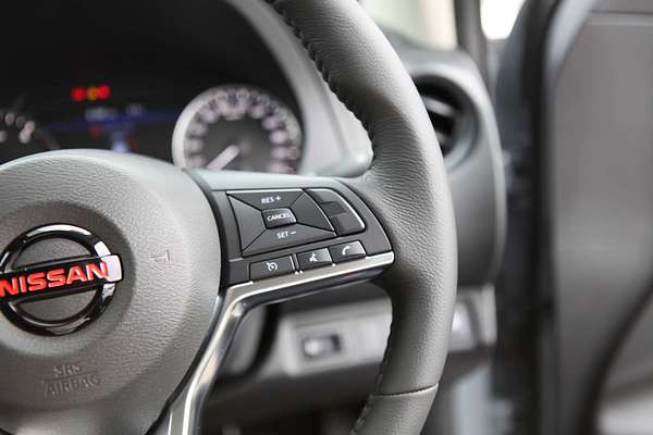 2025 Nissan Navara PRO-4X D23