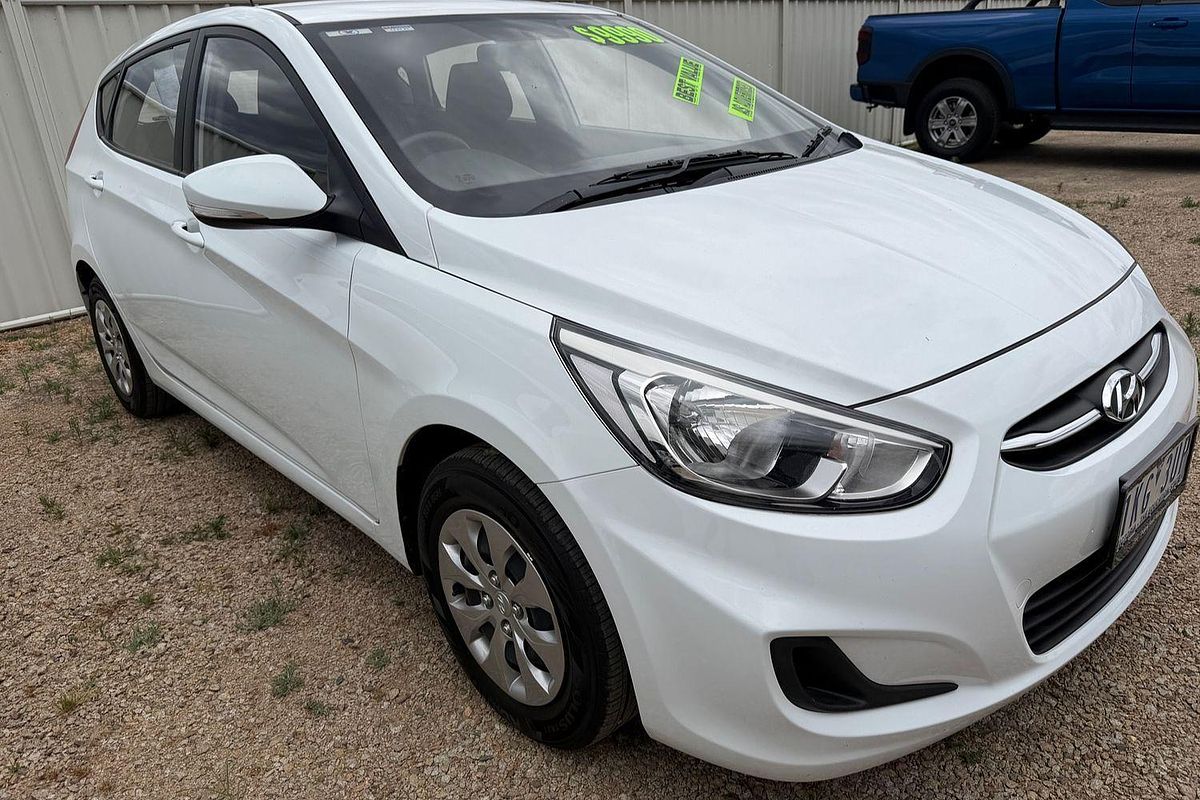 2017 Hyundai Accent Active RB4