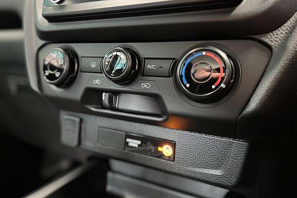 2025 Isuzu D-MAX SX High Ride Rear Wheel Drive