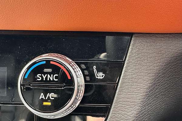 2023 Mitsubishi Outlander Exceed Tourer ZM