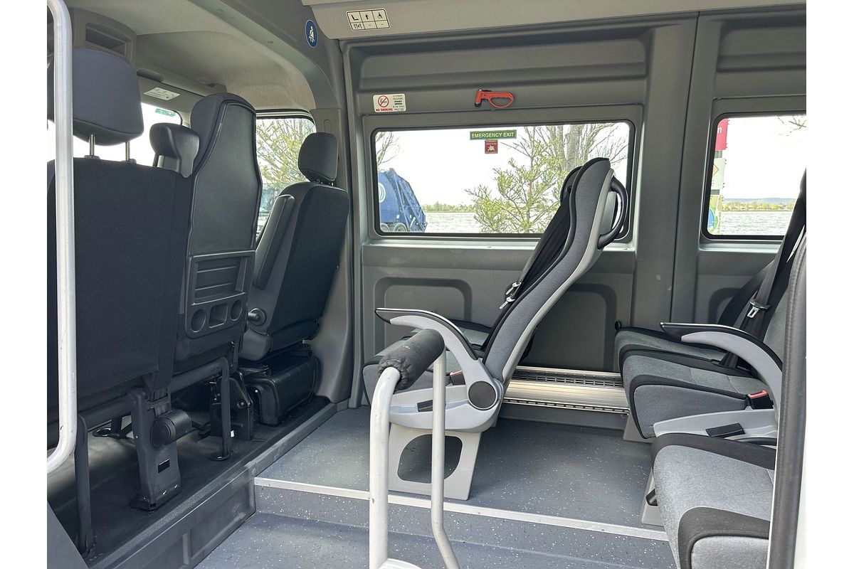 2018 Renault Master X62 LWB Mid Roof