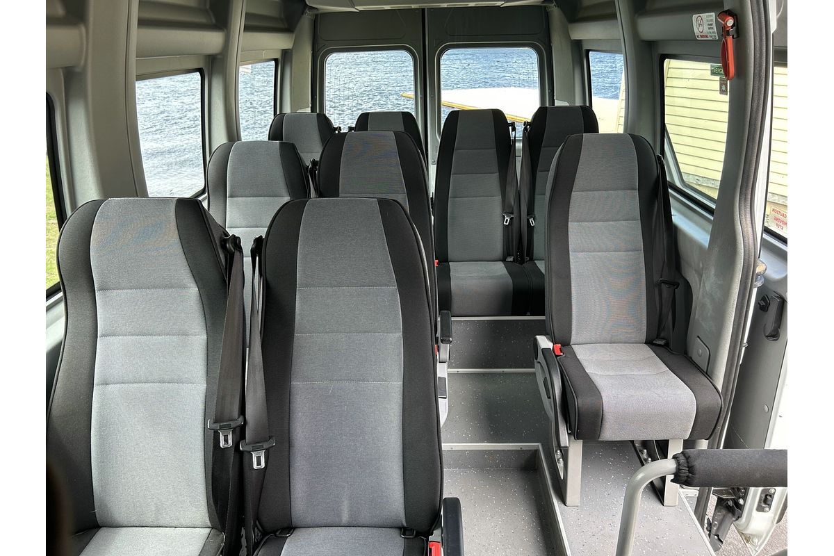 2018 Renault Master X62 LWB Mid Roof