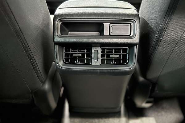 2025 Isuzu D-MAX SX High Ride Rear Wheel Drive