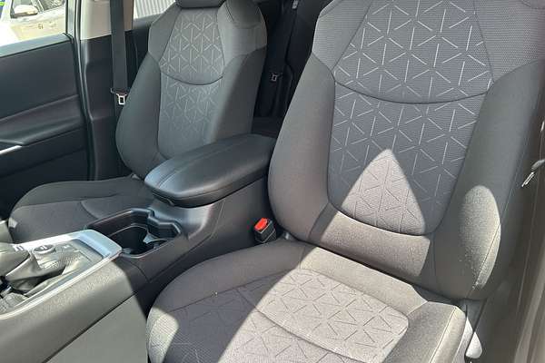 2019 Toyota RAV4 GXL AXAH54R