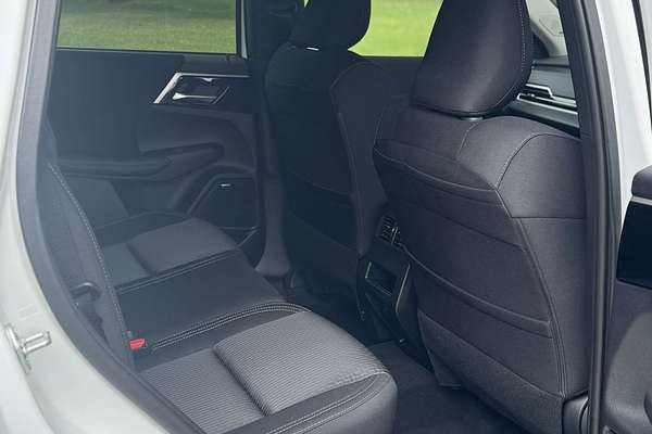 2025 Mitsubishi Outlander LS ZM