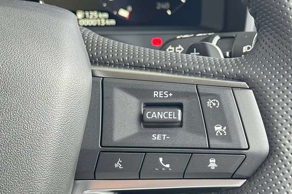 2025 Mitsubishi Outlander LS ZM