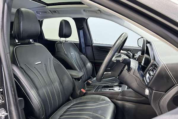 2022 Ford Escape Vignale ZH