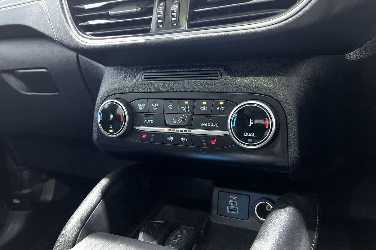 2022 Ford Escape Vignale ZH