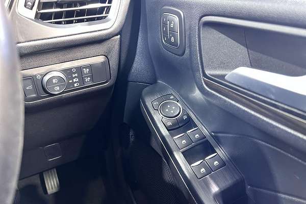 2022 Ford Escape Vignale ZH