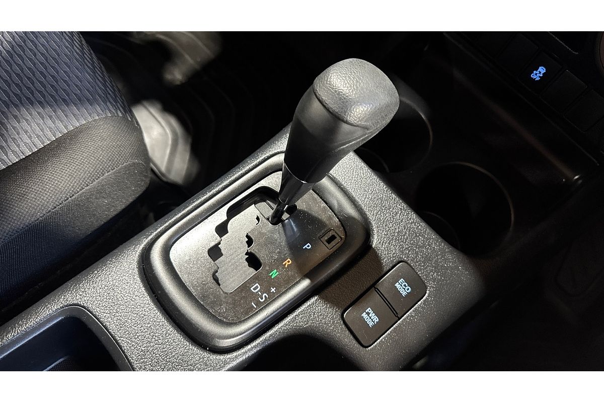 2016 Toyota Hilux Workmate TGN121R Rear Wheel Drive