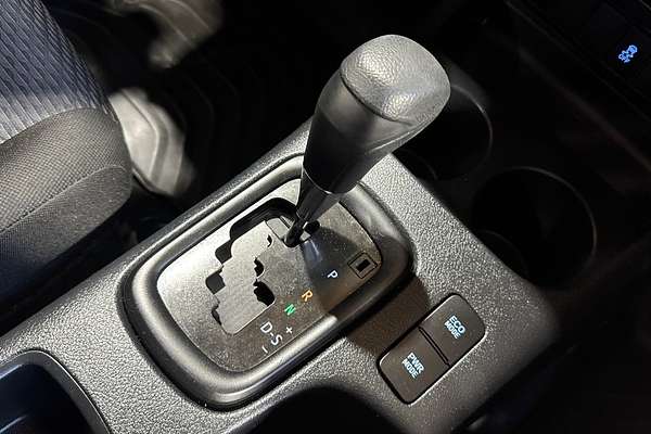 2016 Toyota Hilux Workmate TGN121R Rear Wheel Drive