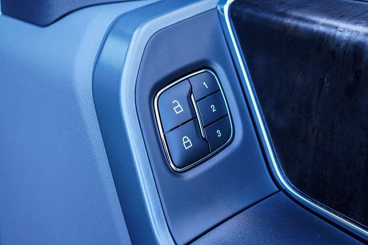 2023 Ford F-150 Lariat 4X4 SWB