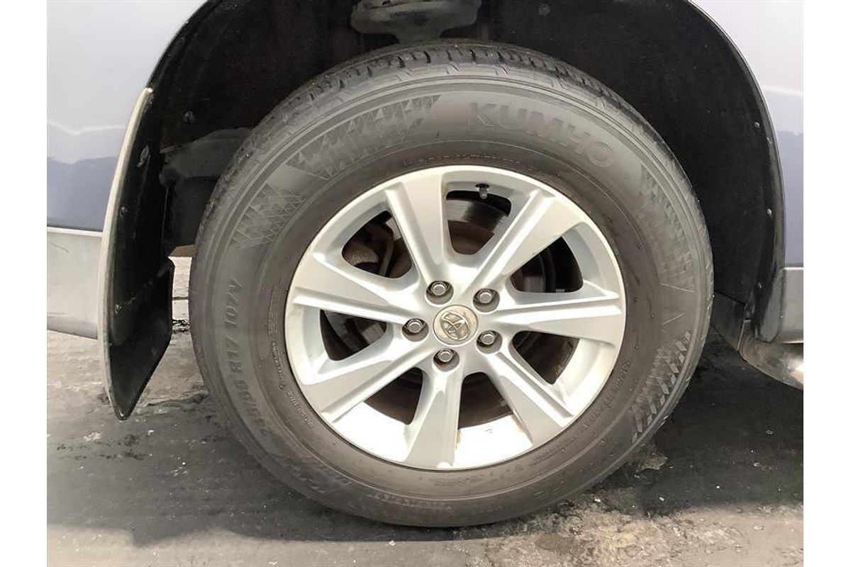 2011 Toyota Kluger KX-R GSU45R