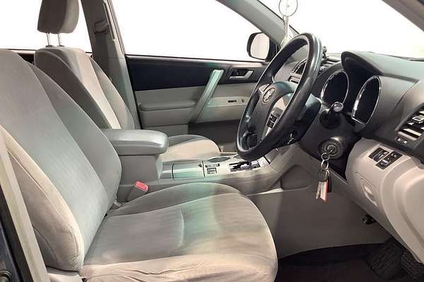 2011 Toyota Kluger KX-R GSU45R