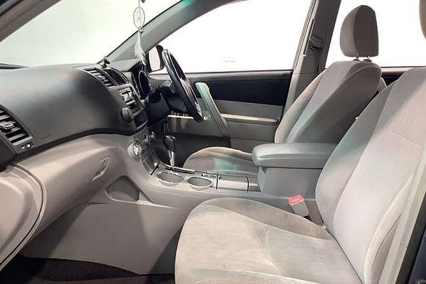 2011 Toyota Kluger KX-R GSU45R