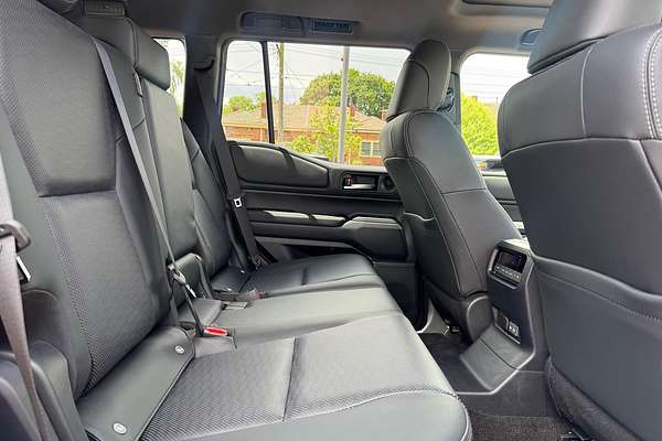 2024 Toyota Landcruiser Prado Altitude GDJ251R