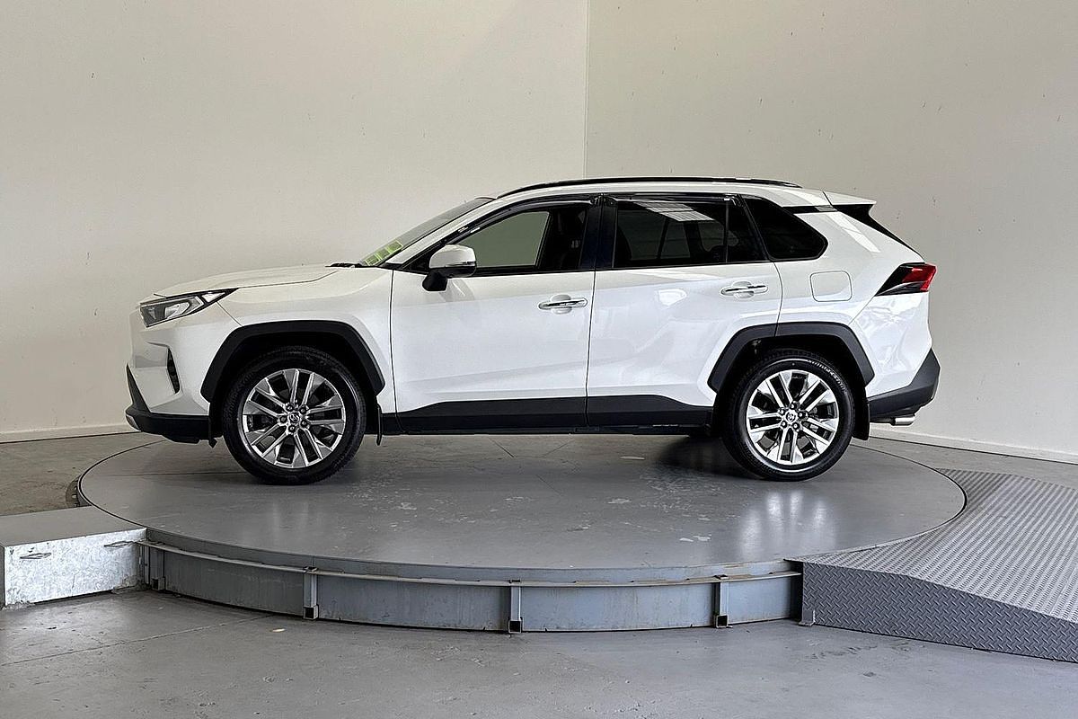 2020 Toyota RAV4 Cruiser MXAA52R