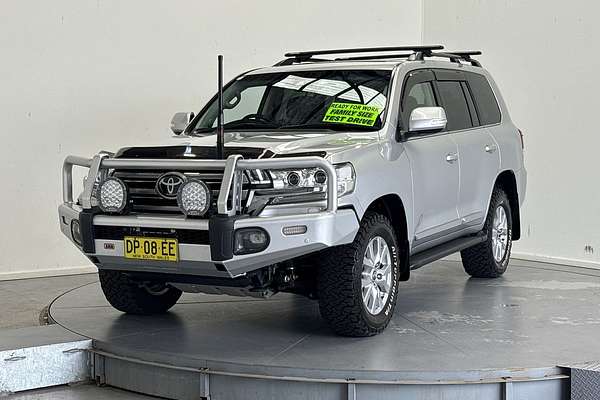 2017 Toyota Landcruiser Sahara VDJ200R