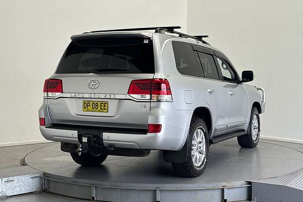 2017 Toyota Landcruiser Sahara VDJ200R