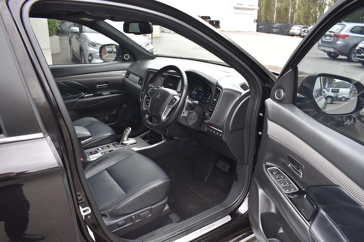 2020 Mitsubishi Outlander PHEV Exceed ZL