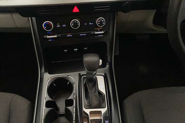 2021 Kia Carnival S KA4