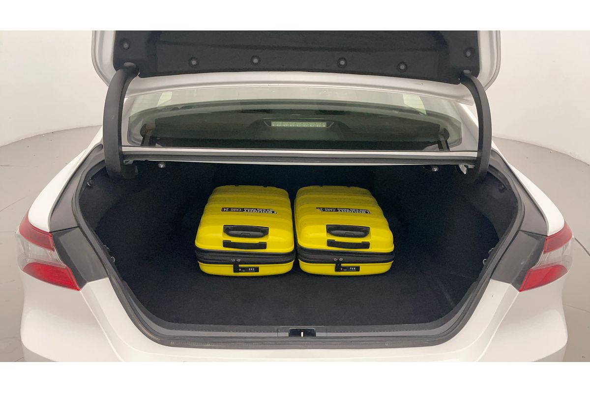 2022 Toyota Camry Ascent AXVH70R