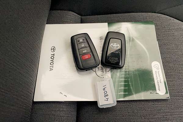 2022 Toyota Camry Ascent AXVH70R