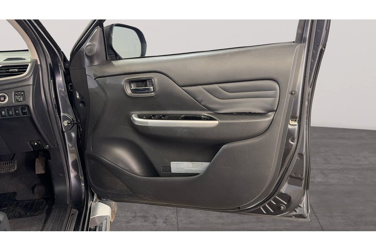 2019 Mitsubishi Triton GLS Premium MR 4X4