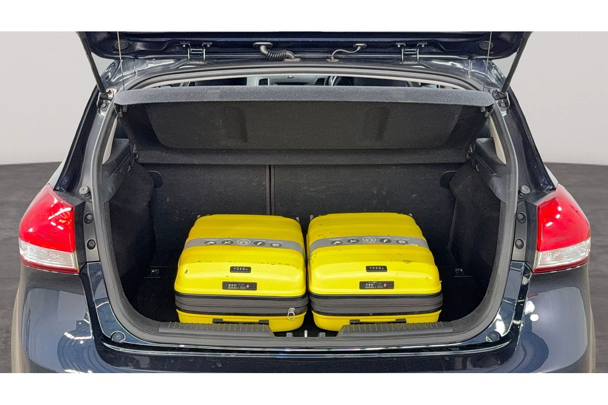 2017 Kia Cerato S YD