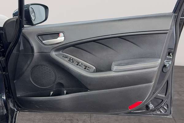 2017 Kia Cerato S YD