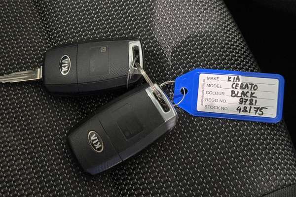 2017 Kia Cerato S YD