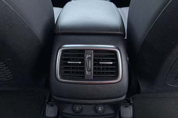 2018 Kia Sorento Si UM