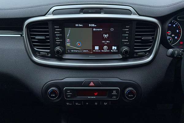 2018 Kia Sorento Si UM