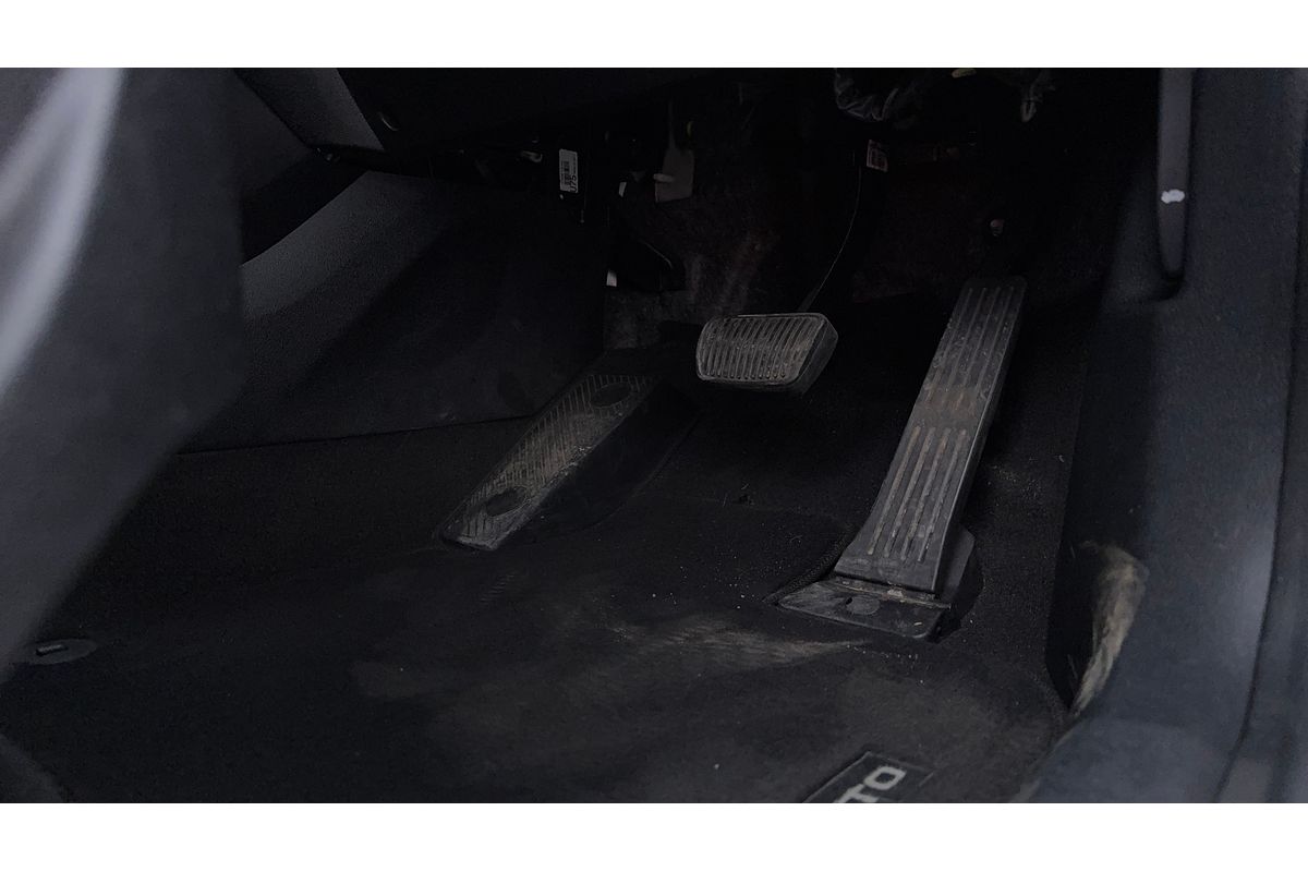 2018 Kia Sorento Si UM