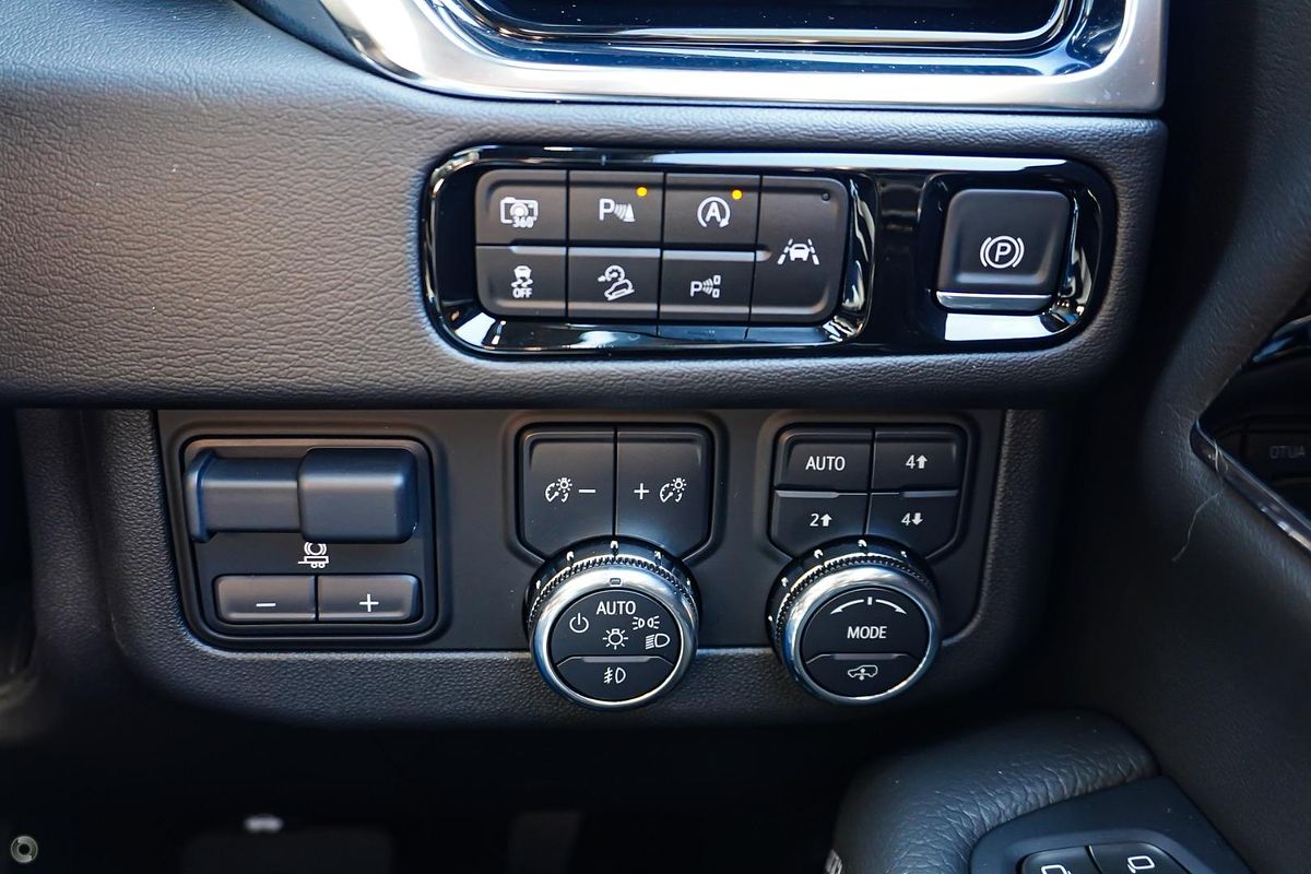 2025 GMC Yukon Denali T1