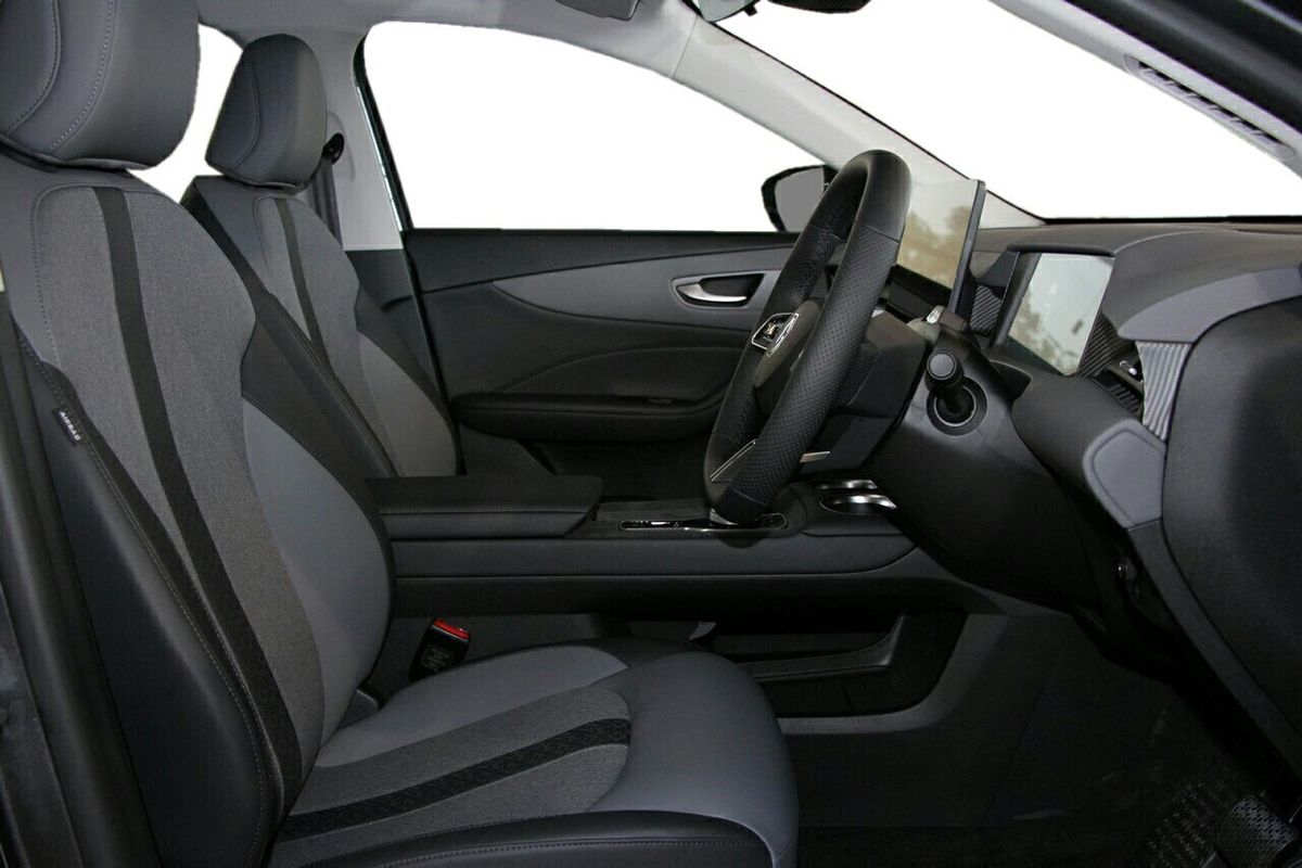 2025 MG MGS5 EV Essence 62 ZS3EM