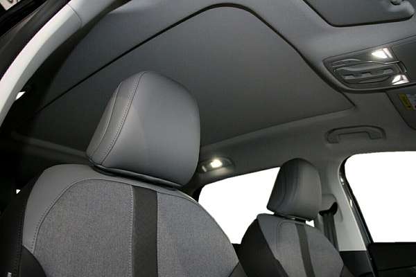 2025 MG MGS5 EV Essence 62 ZS3EM