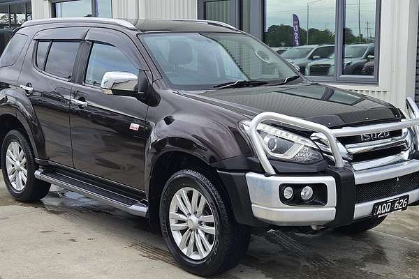 2017 Isuzu MU-X LS-T