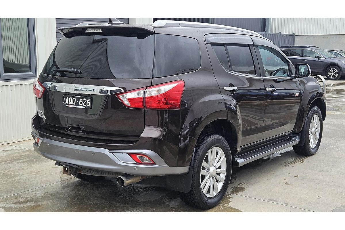 2017 Isuzu MU-X LS-T