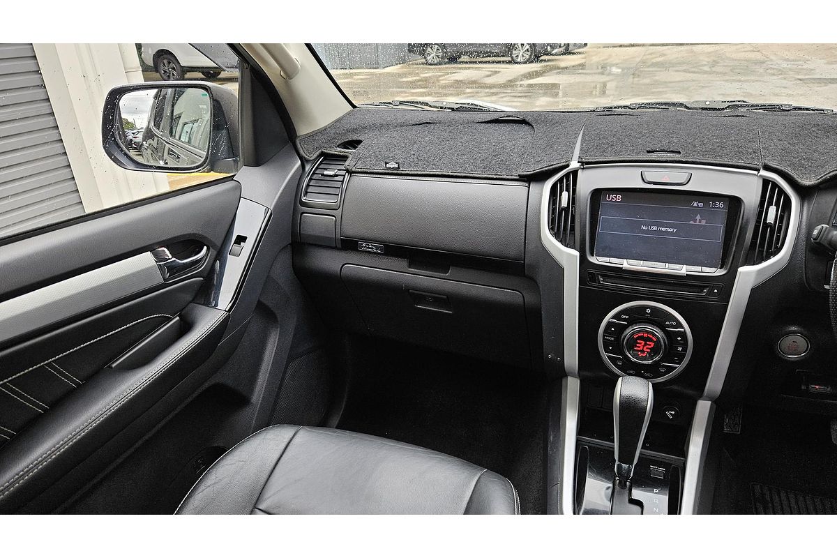 2017 Isuzu MU-X LS-T