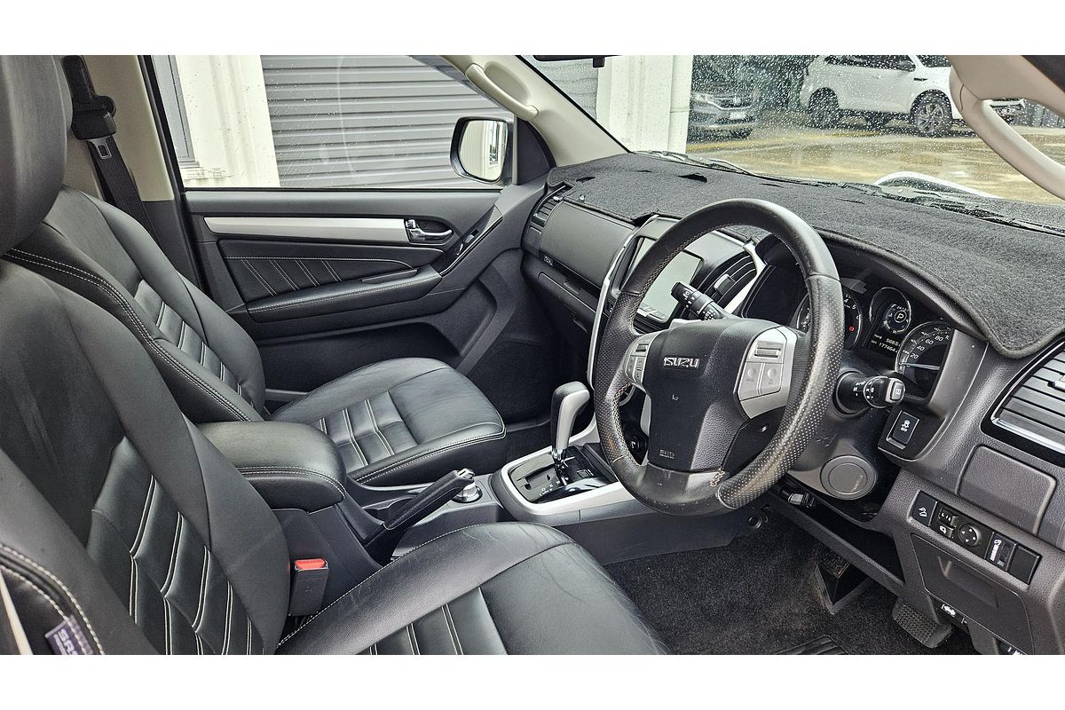 2017 Isuzu MU-X LS-T