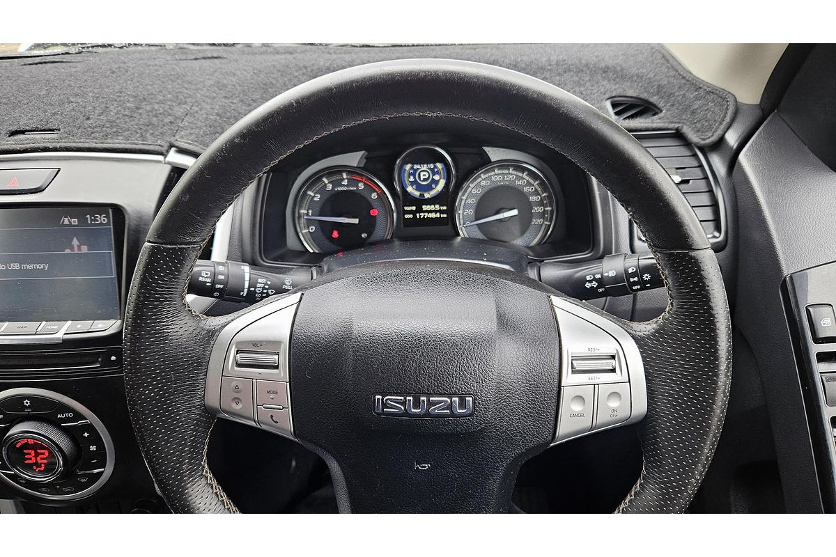 2017 Isuzu MU-X LS-T